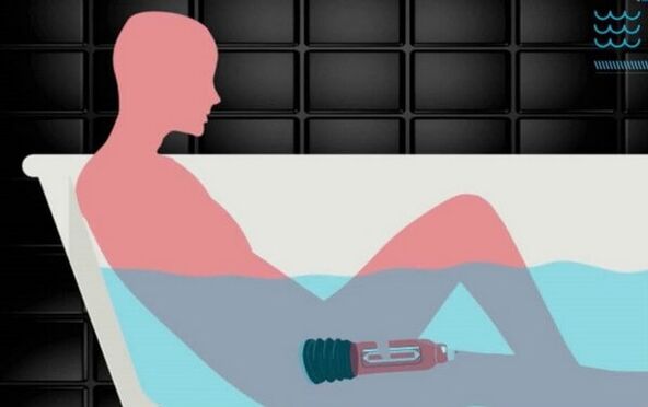 男性使用液压泵促进阴茎生长