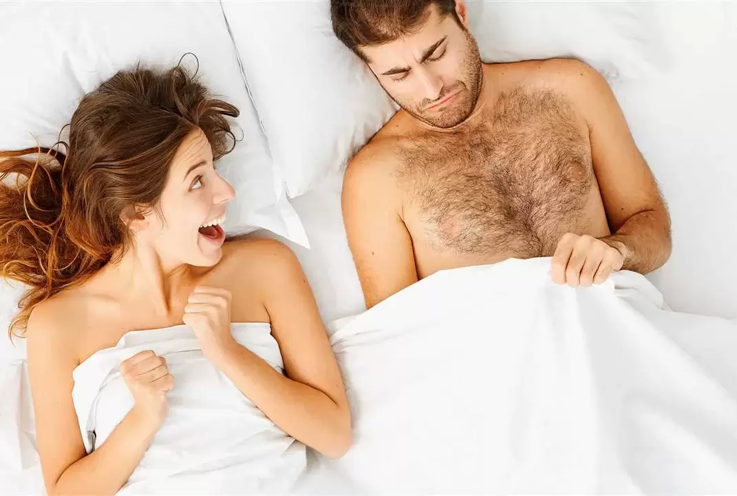 阴茎增大对男性的好处之一是满足他的性伴侣。